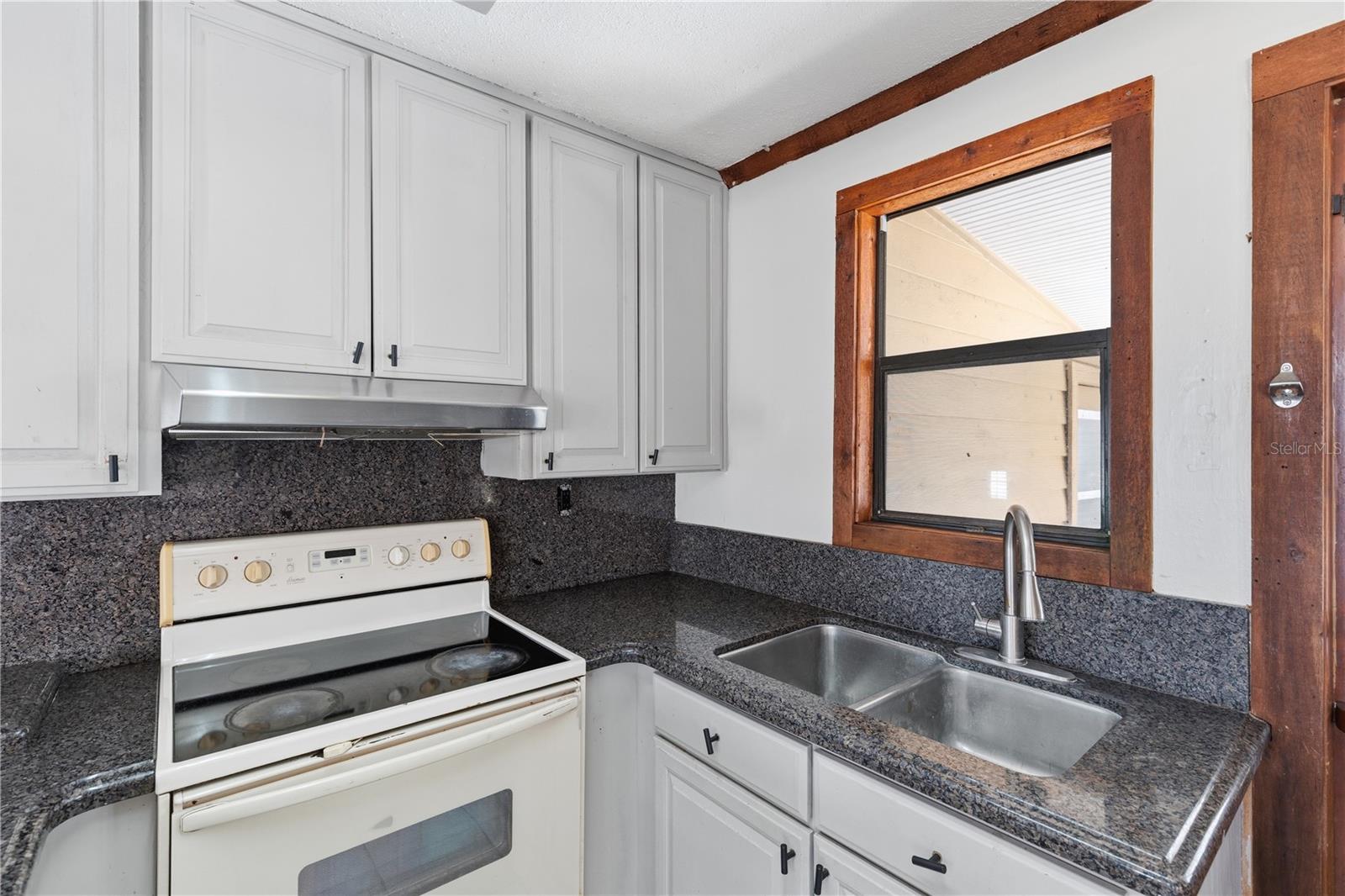 UNPLATTED - Residential Lease