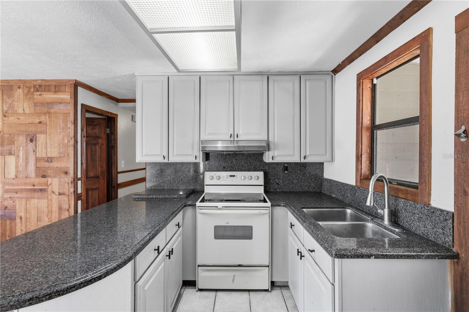 UNPLATTED - Residential Lease