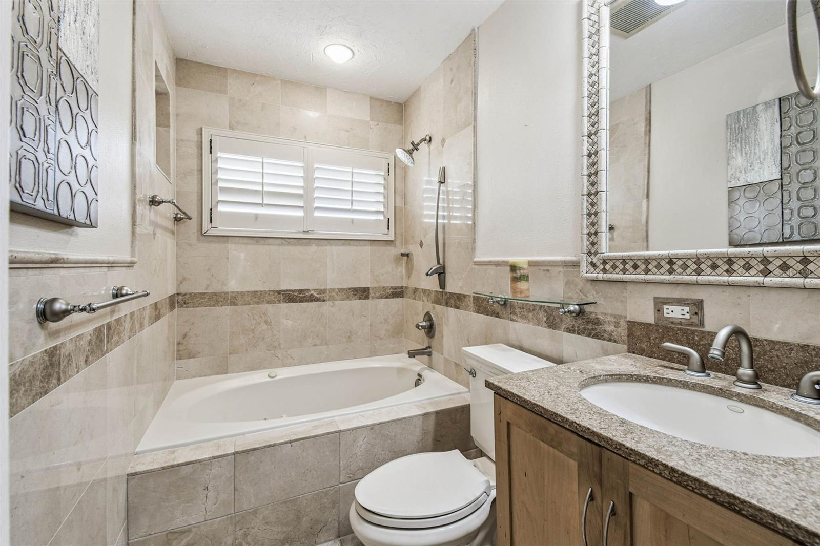 CARROLLWOOD SPGS UNIT 1 - Residential Lease