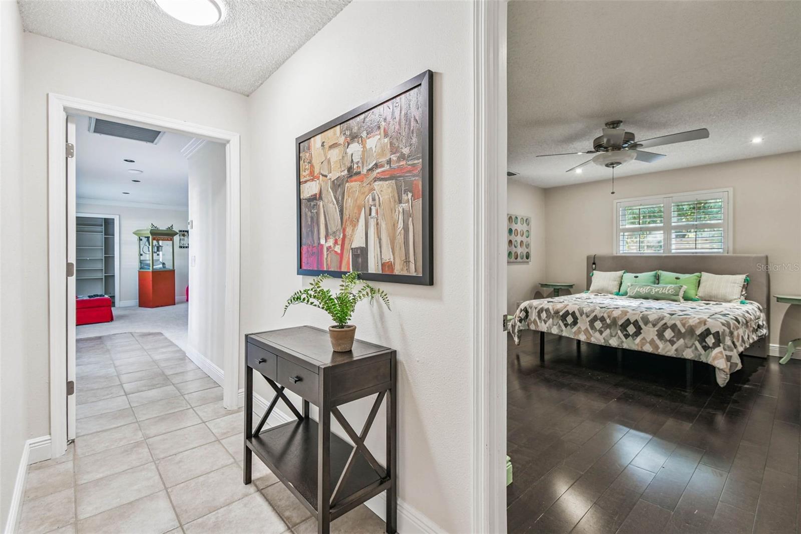 CARROLLWOOD SPGS UNIT 1 - Residential Lease