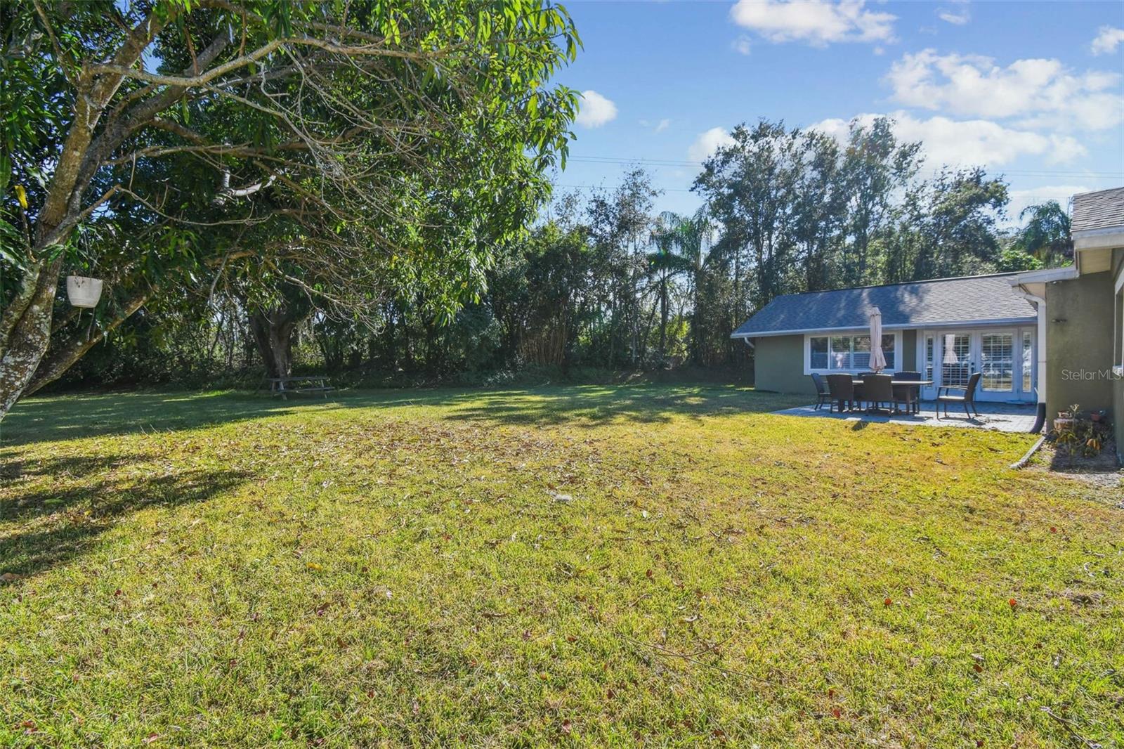 CARROLLWOOD SPGS UNIT 1 - Residential Lease