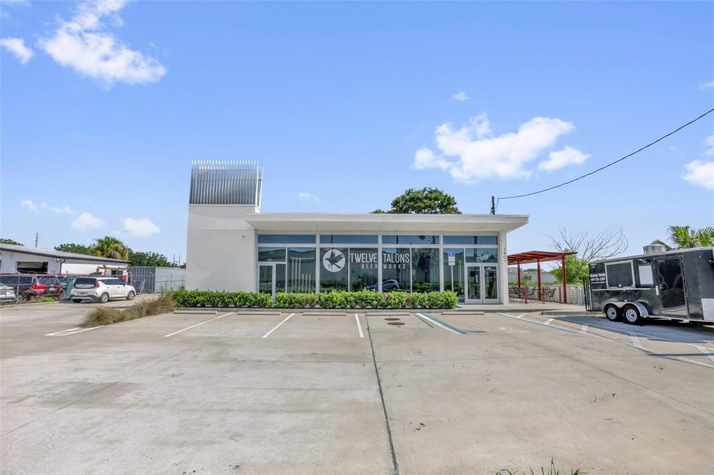 Photo of 2807 E South Street, Orlando, FL 32803 (MLS # R4912047)