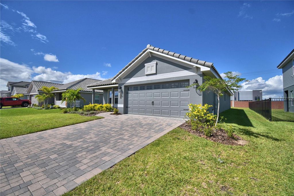 Photo of 4658 Grandview Glen Drive, Auburndale, FL 33823 (MLS # L4942397)