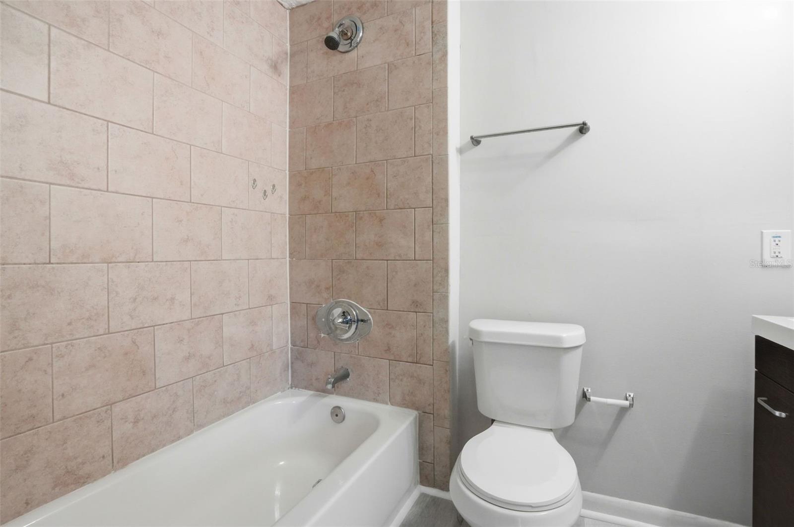 LEVERICHS J J ADD TO TOURIST PARK - Residential