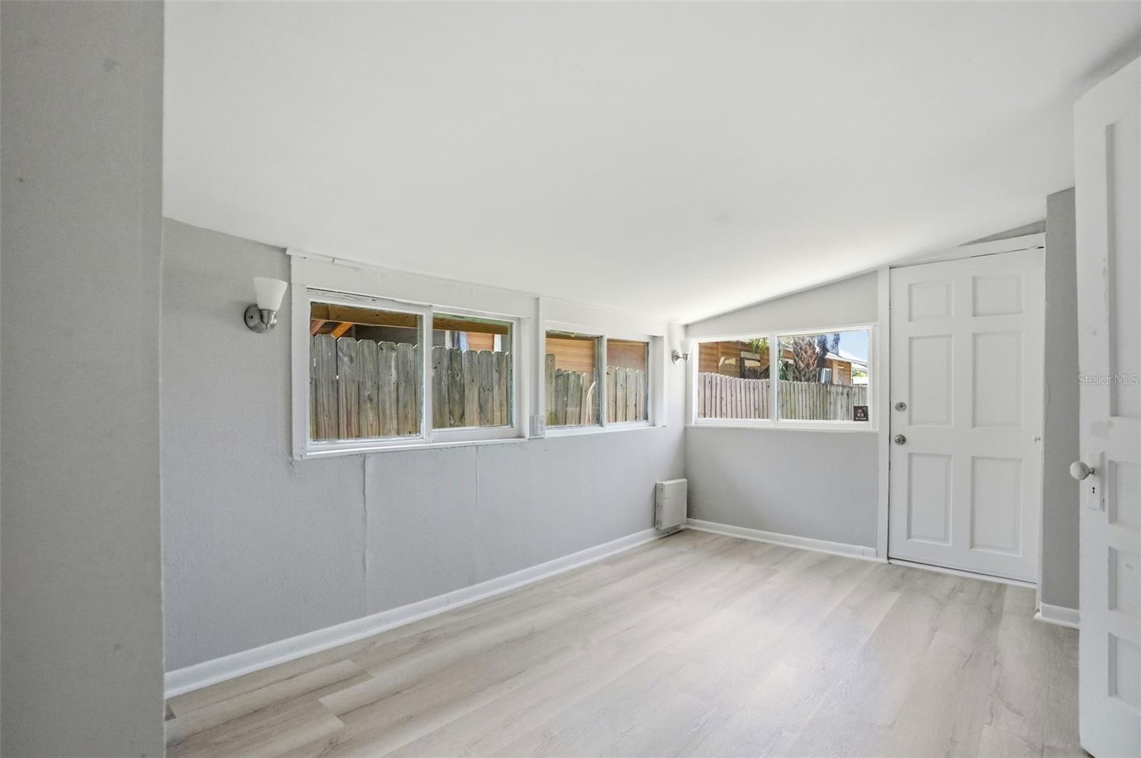 LEVERICHS J J ADD TO TOURIST PARK - Residential