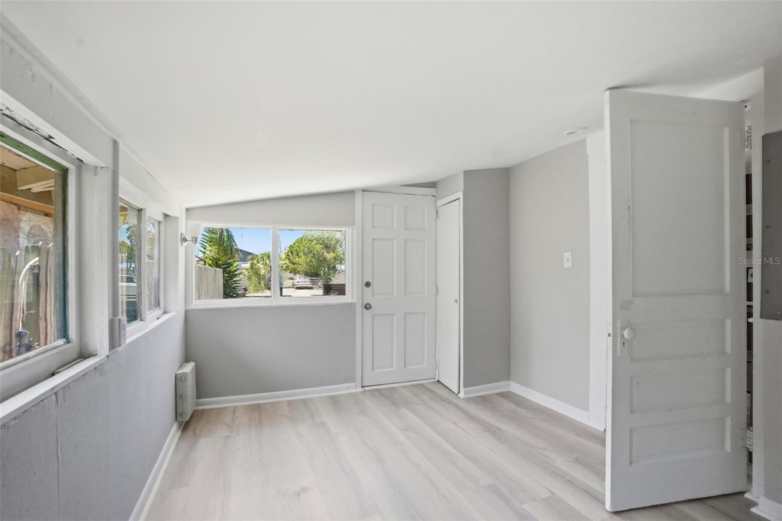 LEVERICHS J J ADD TO TOURIST PARK - Residential