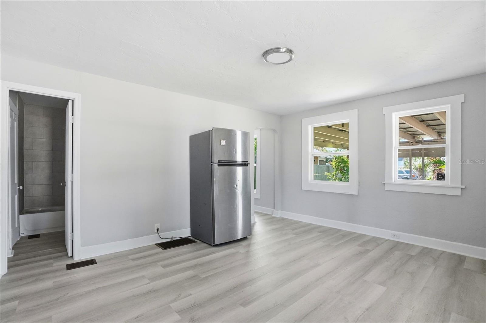 LEVERICHS J J ADD TO TOURIST PARK - Residential