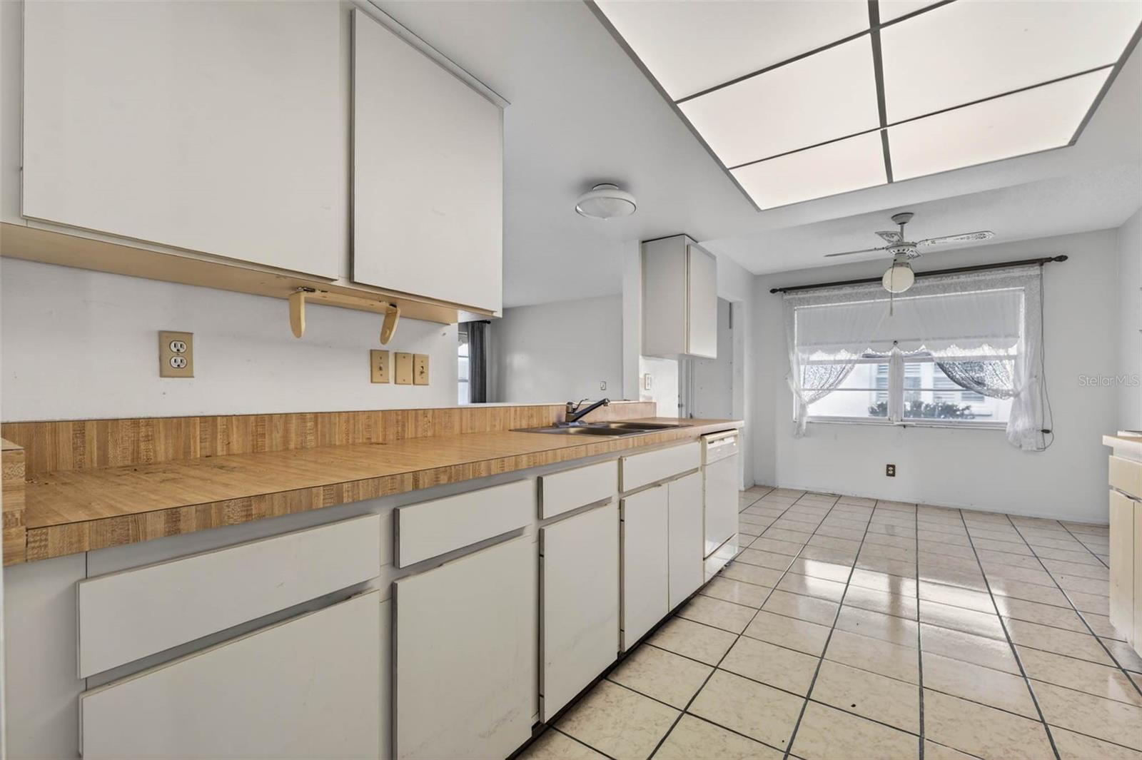 MAINLANDS OF TAMARAC BY THE GULF UNIT 5 PH 3 CONDO - Residential