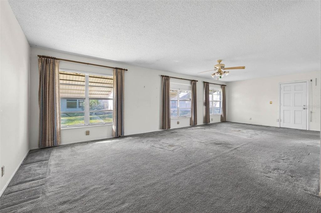 Photo of 9124 39th Lane N #5, Pinellas Park, FL 33782 (MLS # TB8477927)