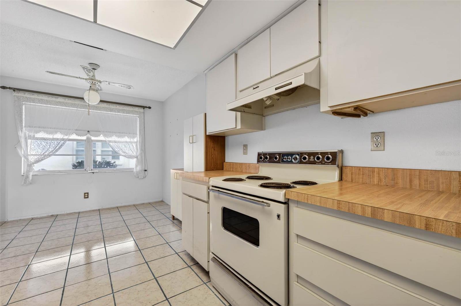 MAINLANDS OF TAMARAC BY THE GULF UNIT 5 PH 3 CONDO - Residential