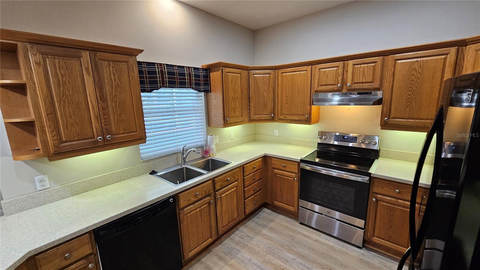 SUNDANCE RANCH ESTATES - Residential