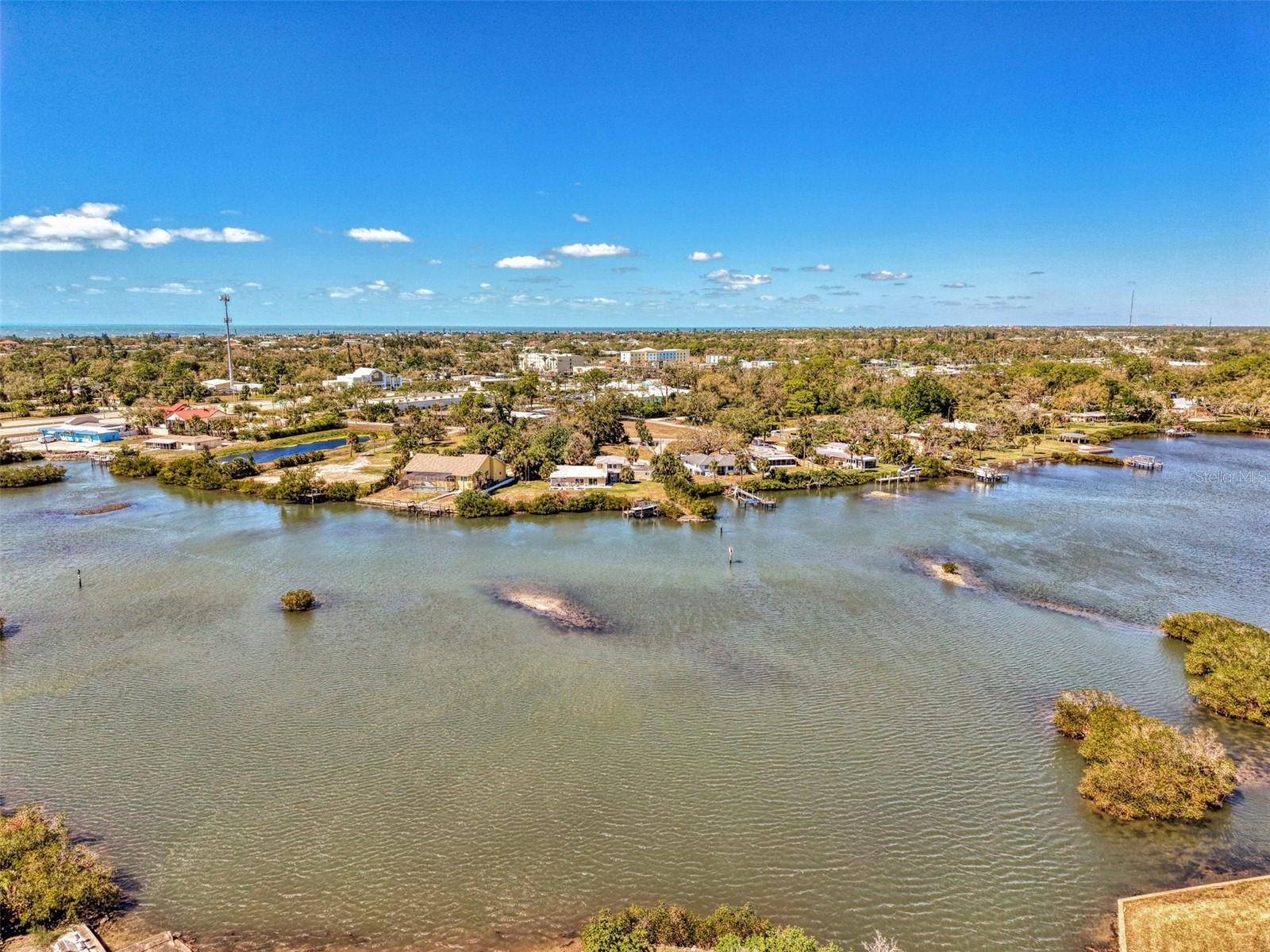 NOKOMIS ACRES - Residential