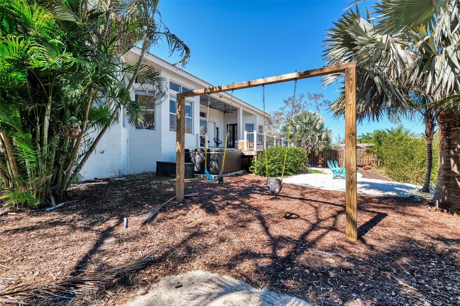 NOKOMIS ACRES - Residential