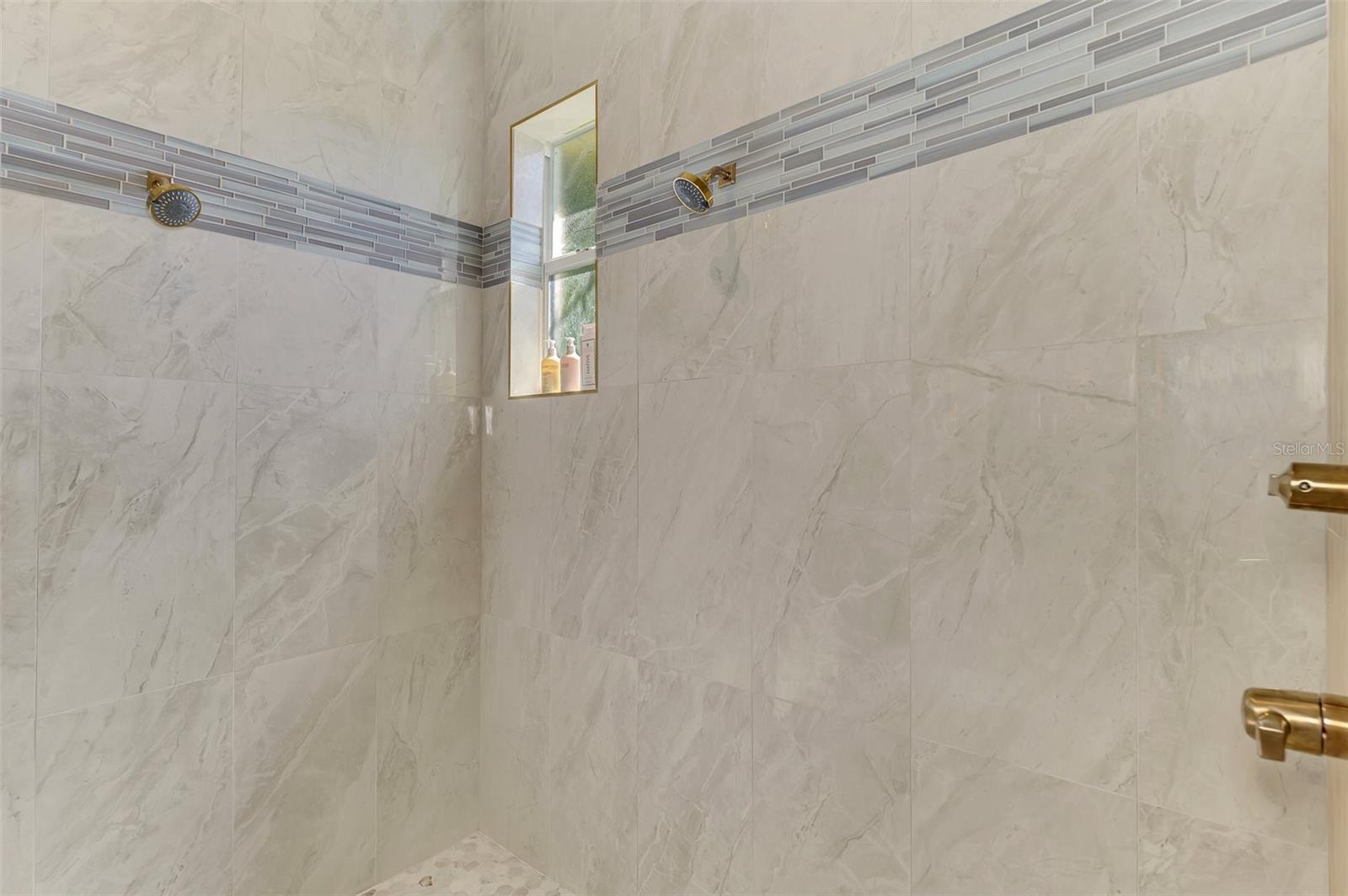 NOKOMIS ACRES - Residential