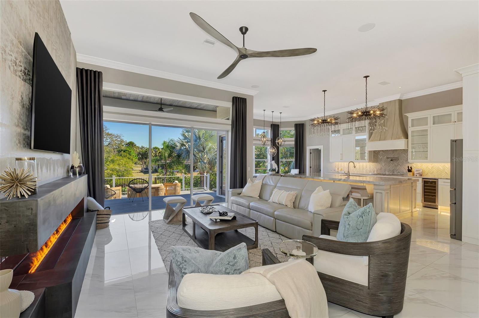 NOKOMIS ACRES - Residential