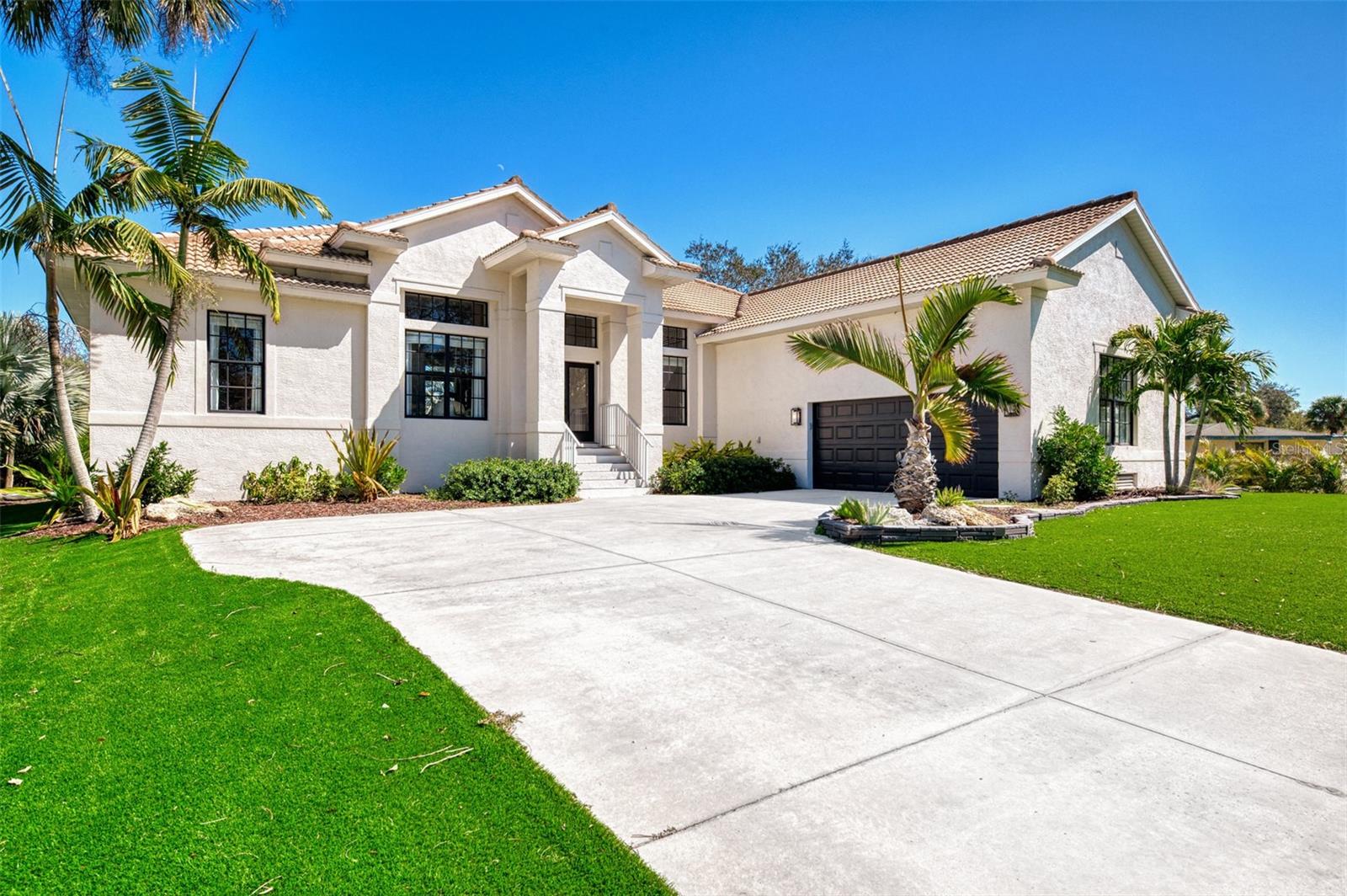 NOKOMIS ACRES - Residential