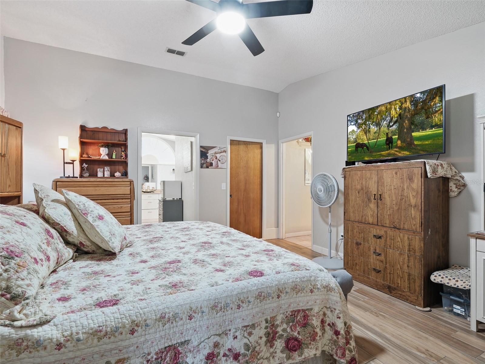 TURNBULL BAY WOODS - Residential