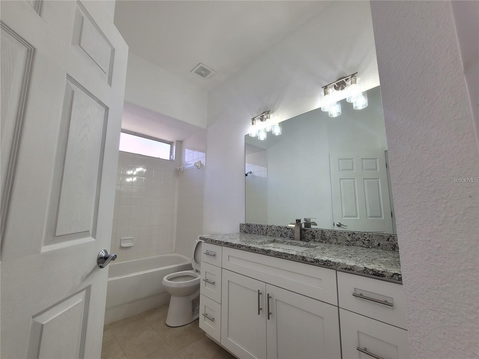 COUNTRY WALK - Residential Lease