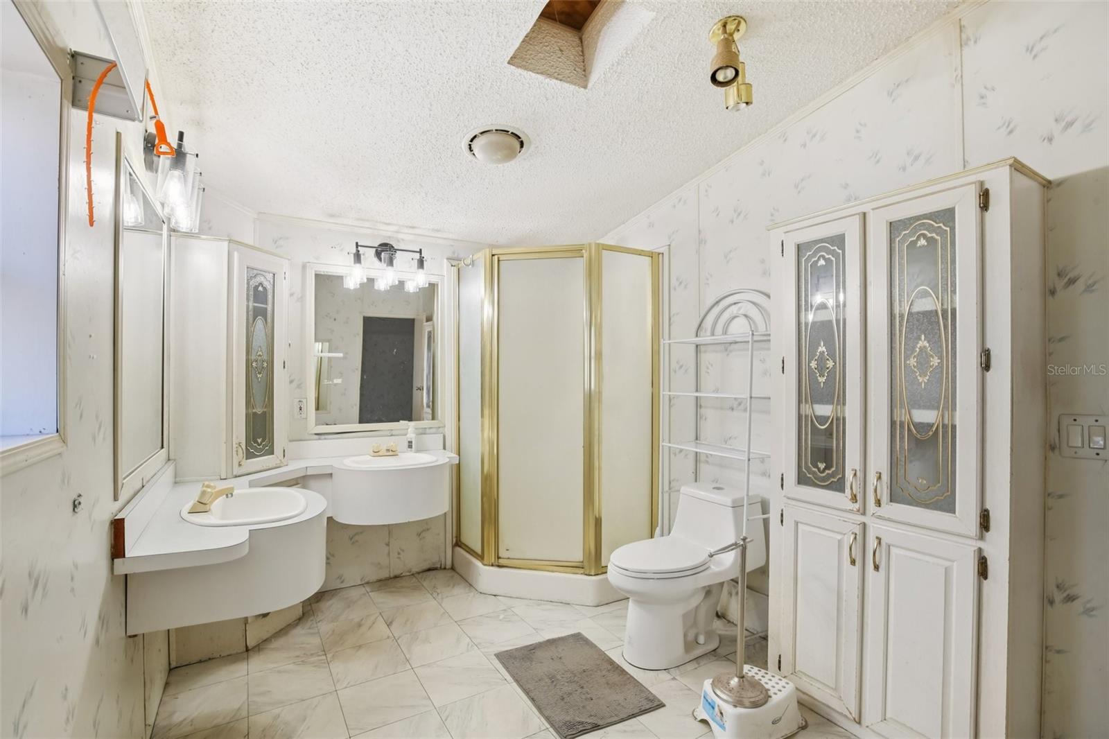 HAZEN HEIGHTS - Residential