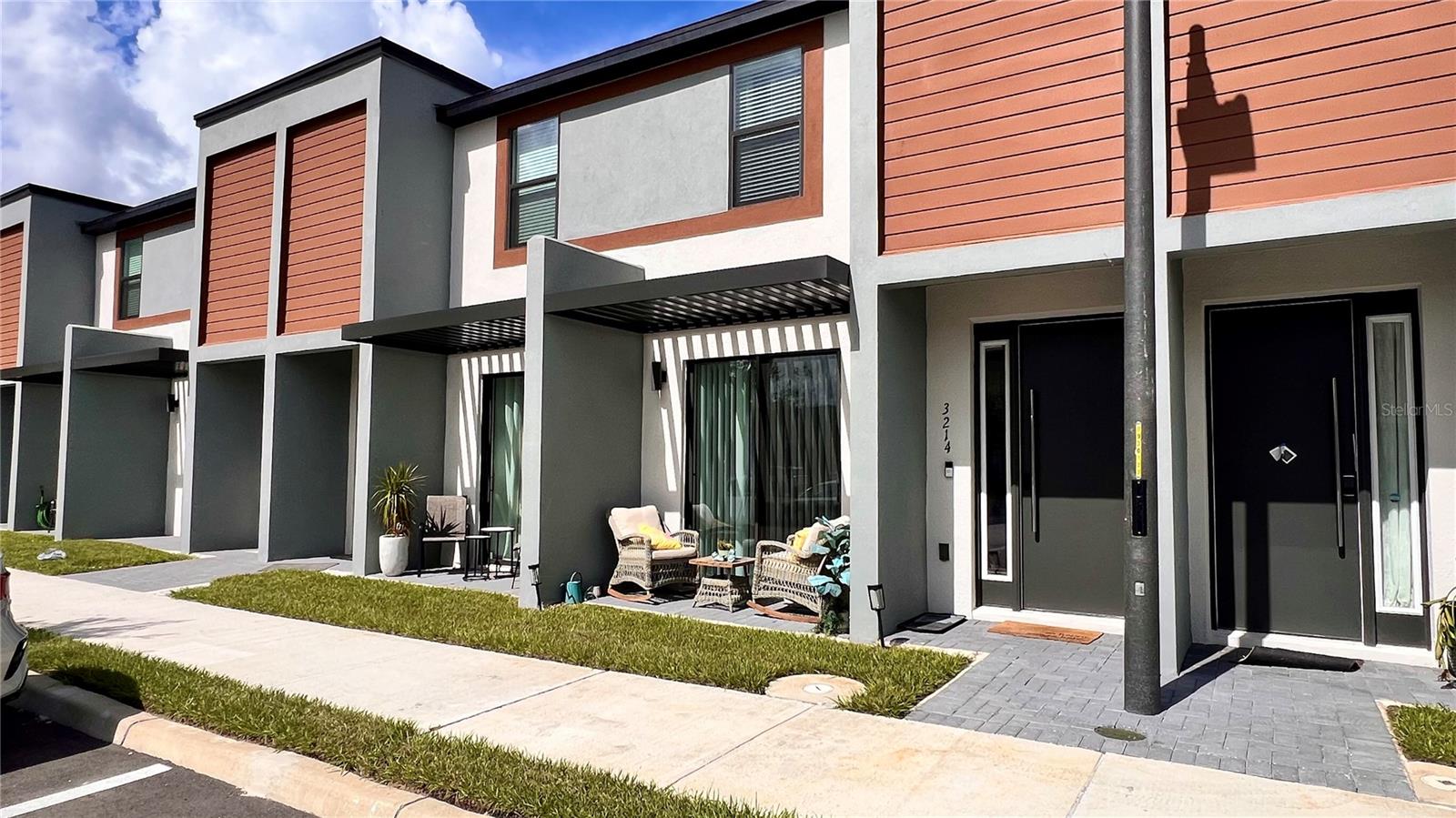 Fresh, furnished, and stress-free! Welcome to 3214 Sustainable Way, a 2023-built modern 3BR/3BA townhome (1,361 sq ft) in a gated, amenity-rich community just minutes from Walt Disney World, shops, and dining. Step inside to a clean, contemporary aesthetic that feels instantly like home: an open main level with a bedroom and full bath for easy living, plus a screen-worthy loft upstairs perfect for movie and game nights. The second floor features two private en-suite bedrooms, offering space and privacy for everyone.
This turnkey home comes fully furnished with sleek, comfortable pieces—cozy in all the best ways—and sits within a community designed for low-maintenance living. The $198/mo association fee includes pool, grounds, and structure maintenance, so you can spend weekends by the water instead of working on the house. Enjoy resort-style perks: clubhouse, fitness center, dog park, community mailbox, gated entry, and pool—a fresh, modern enclave close to everything yet pleasantly tucked away.
Whether you’re seeking a personal retreat, a short-term rental for passive income, or a steady long-term rental, this property checks all the boxes: new, stylish, fully equipped, and brilliantly located. Come see how effortless life can be.