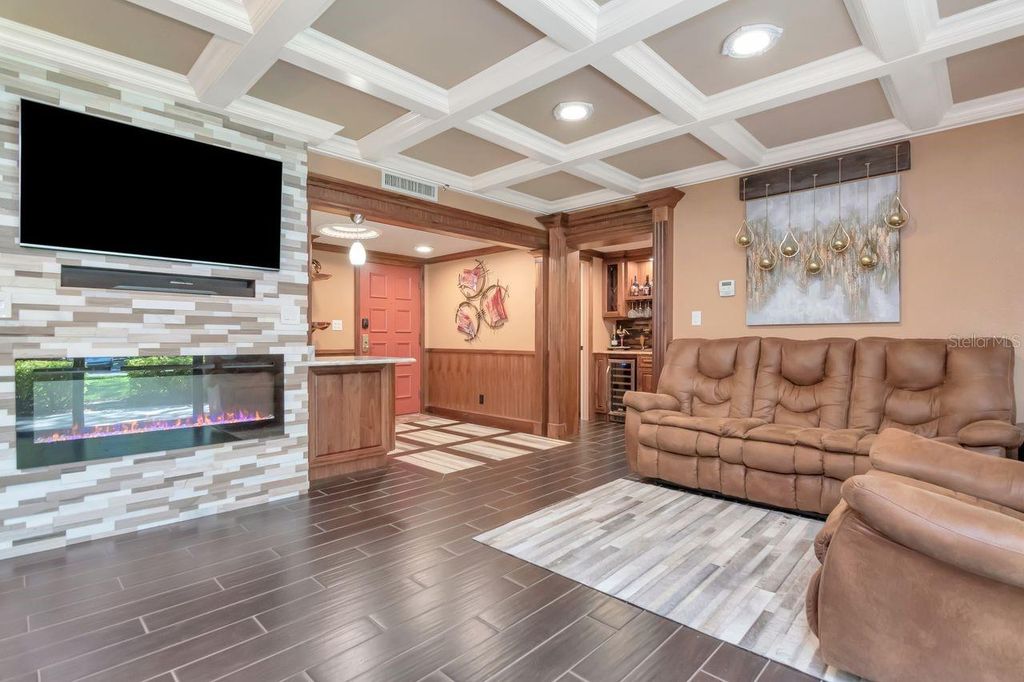 Photo of 36750 Us Highway 19 N #7-110, Palm Harbor, FL 34683 (MLS # TB8474626)