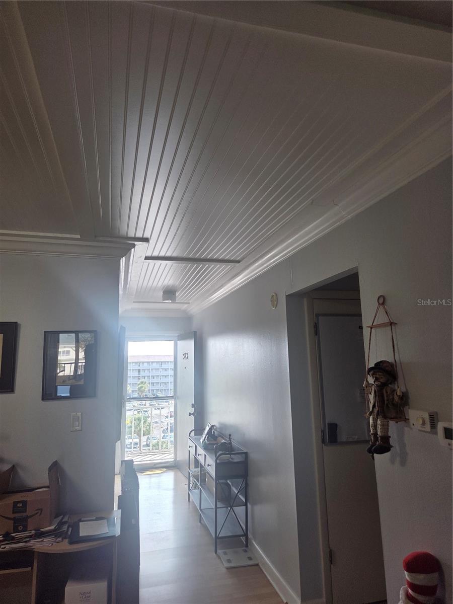 BAYSHORE ON THE LAKE APTS III SEC1 - Residential