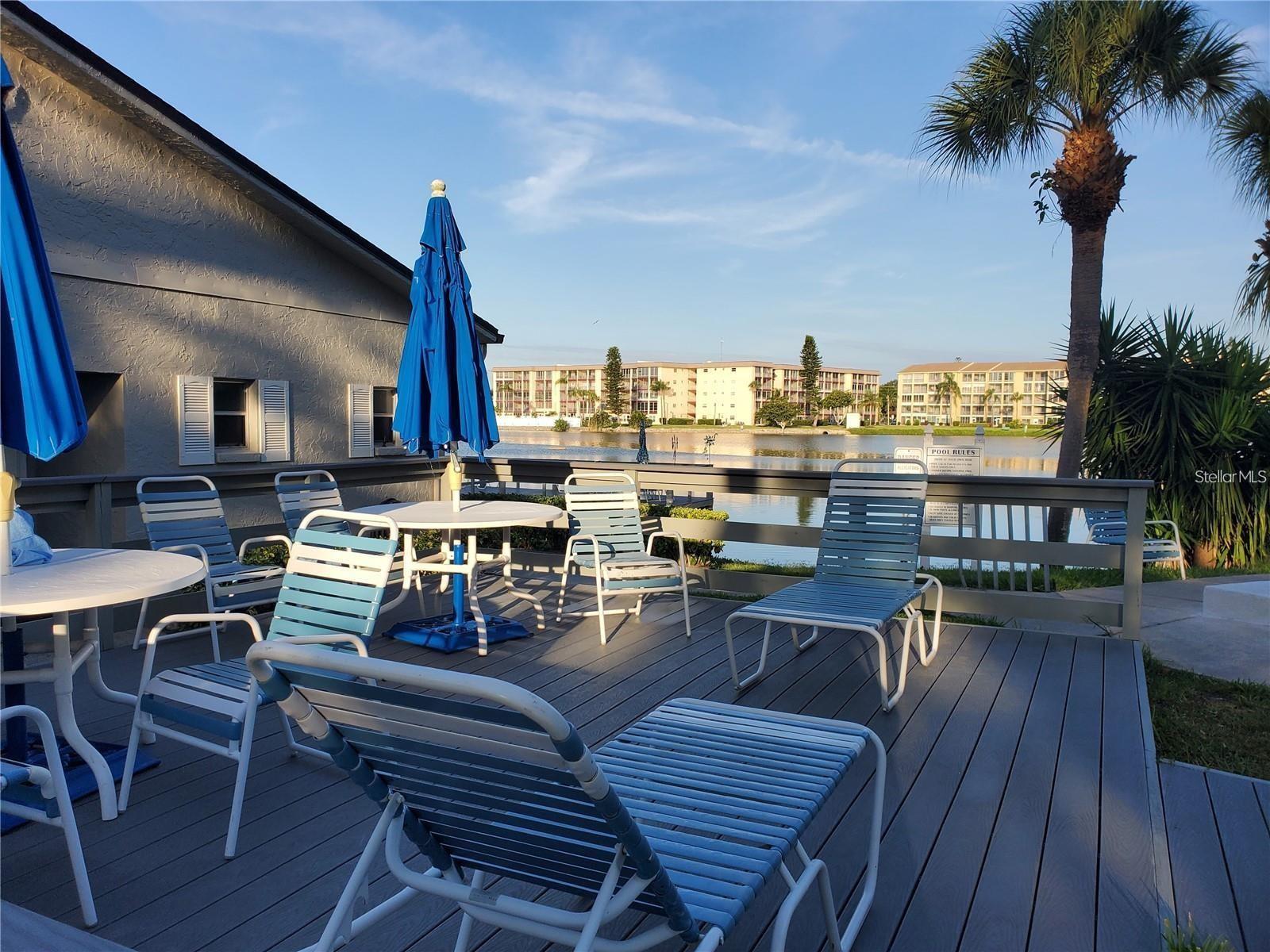 BAYSHORE ON THE LAKE APTS III SEC1 - Residential