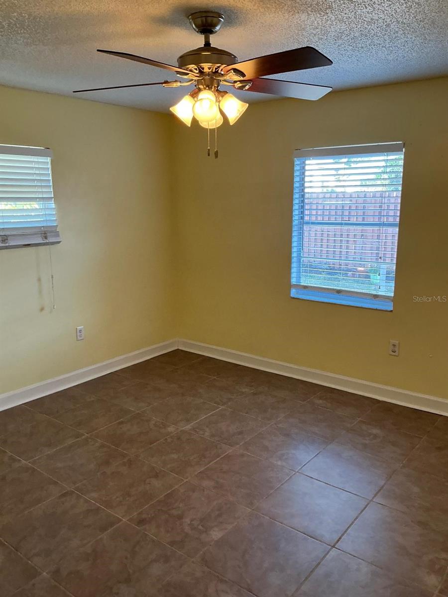 DAVIS A M - Residential