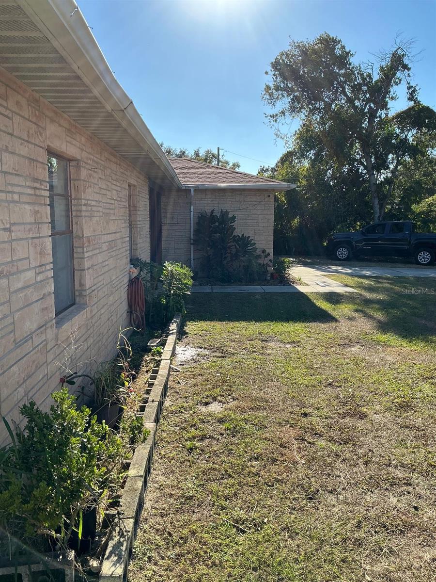 DAVIS A M - Residential