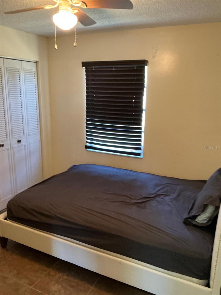 DAVIS A M - Residential