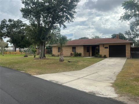 202 S BINGHAM STREET EAGLE LAKE FL 33839