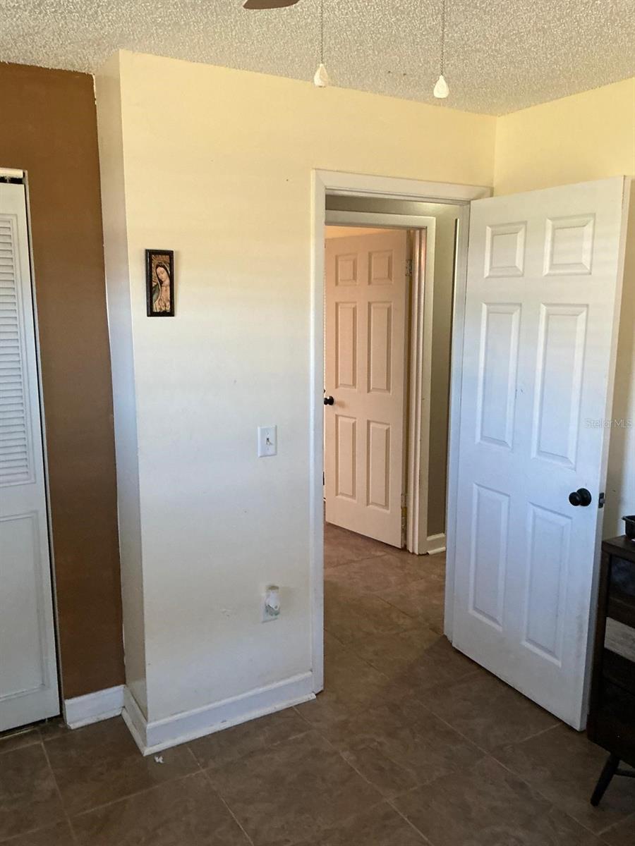 DAVIS A M - Residential