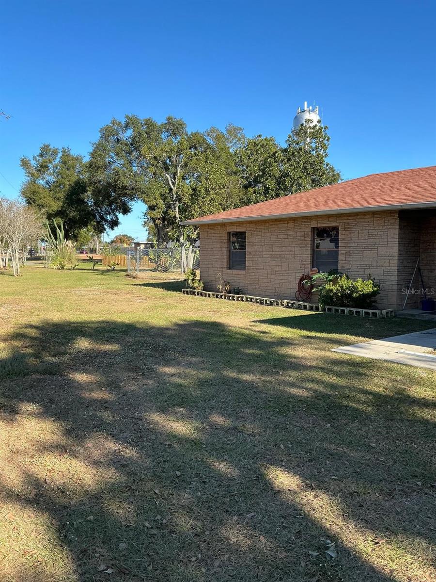 DAVIS A M - Residential