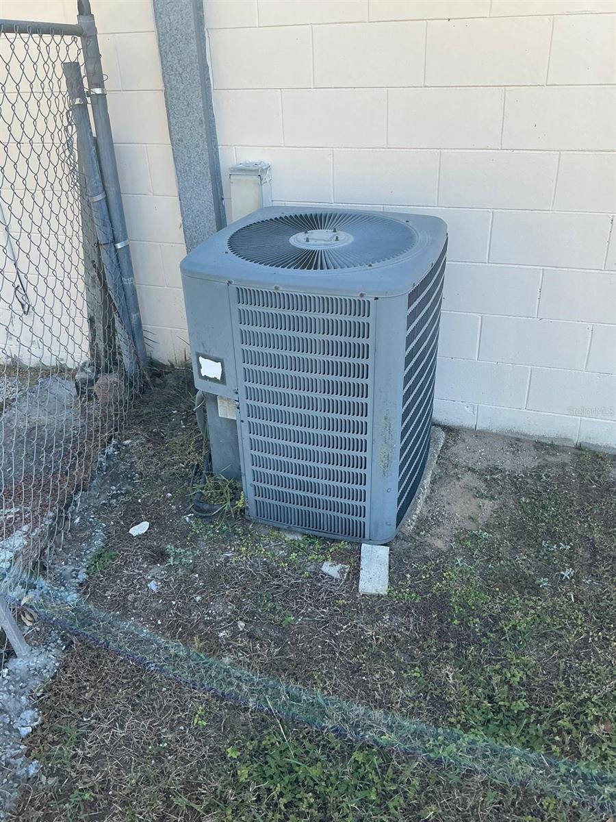 DAVIS A M - Residential