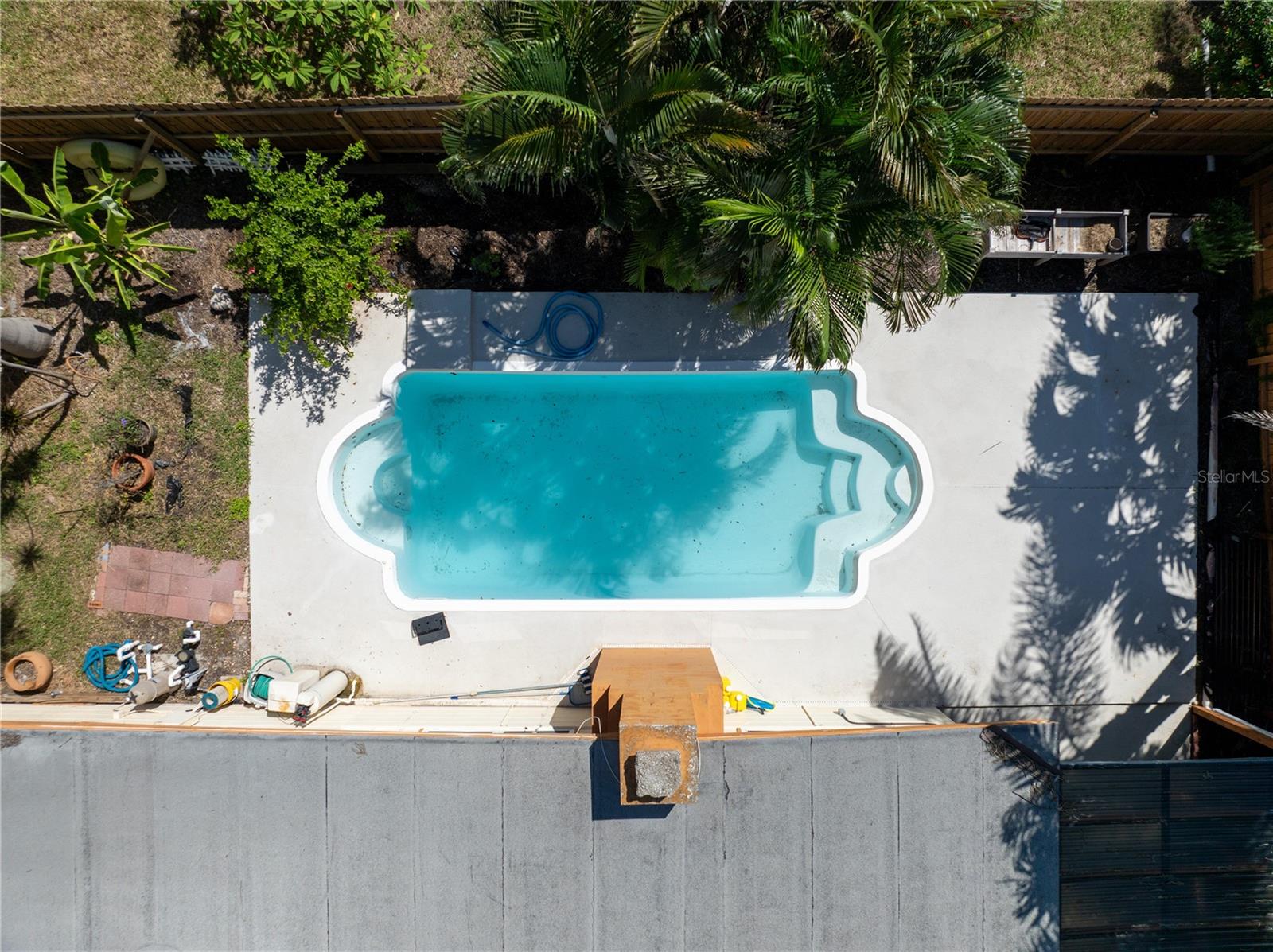 PASADENA ISLE - Residential