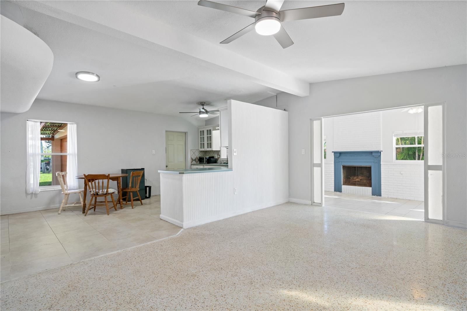 PASADENA ISLE - Residential