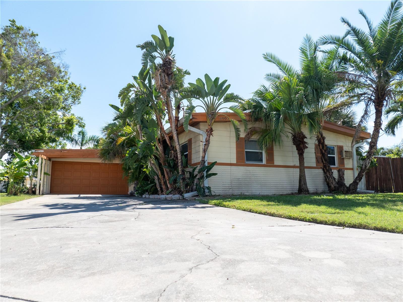 PASADENA ISLE - Residential