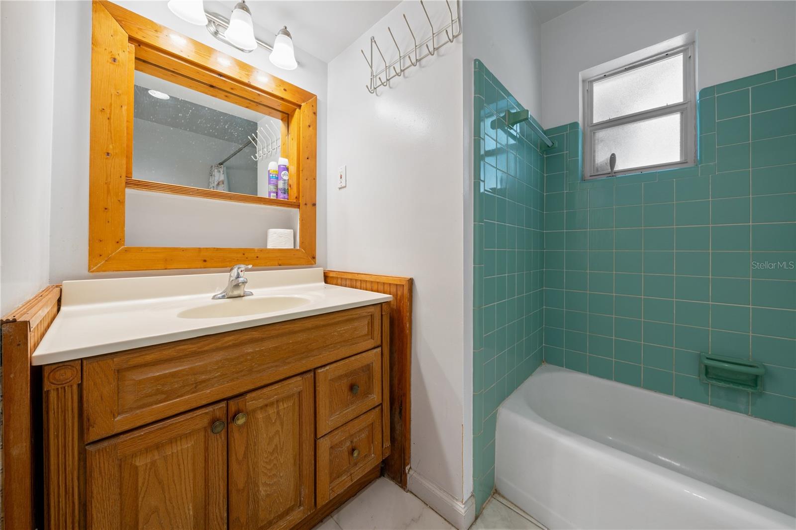 PASADENA ISLE - Residential