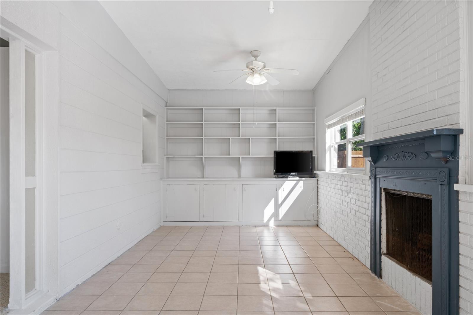 PASADENA ISLE - Residential