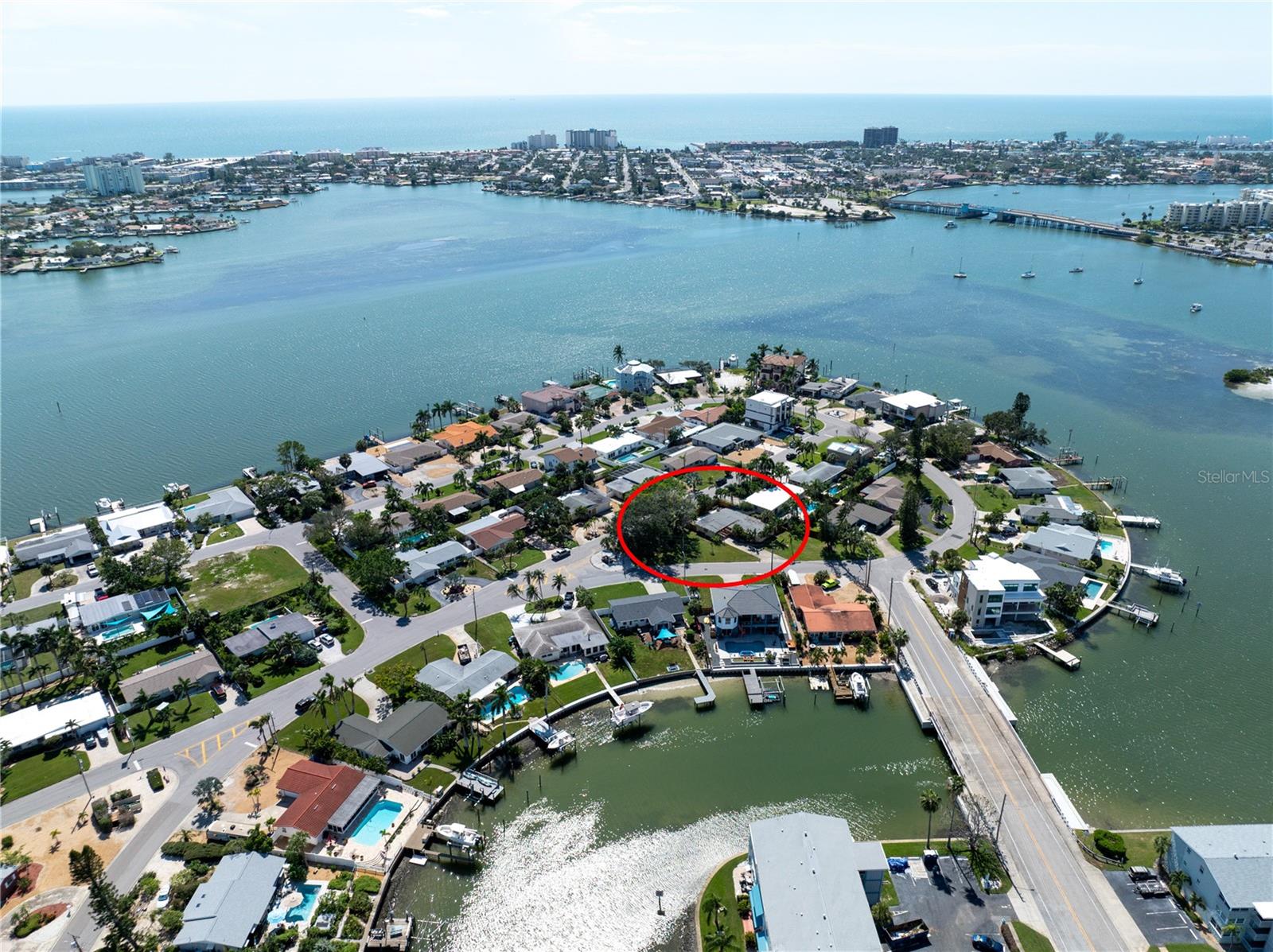 PASADENA ISLE - Residential