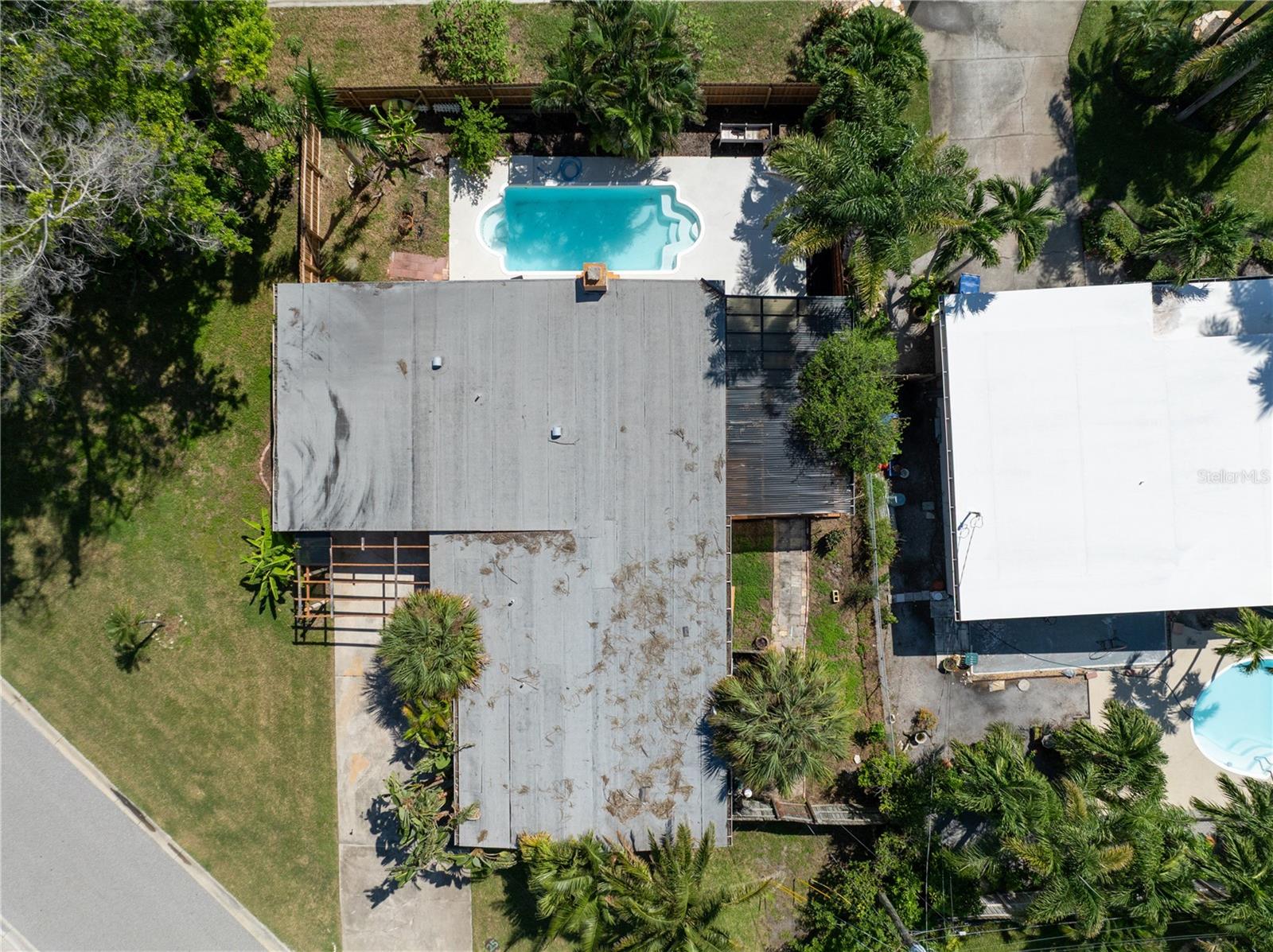 PASADENA ISLE - Residential