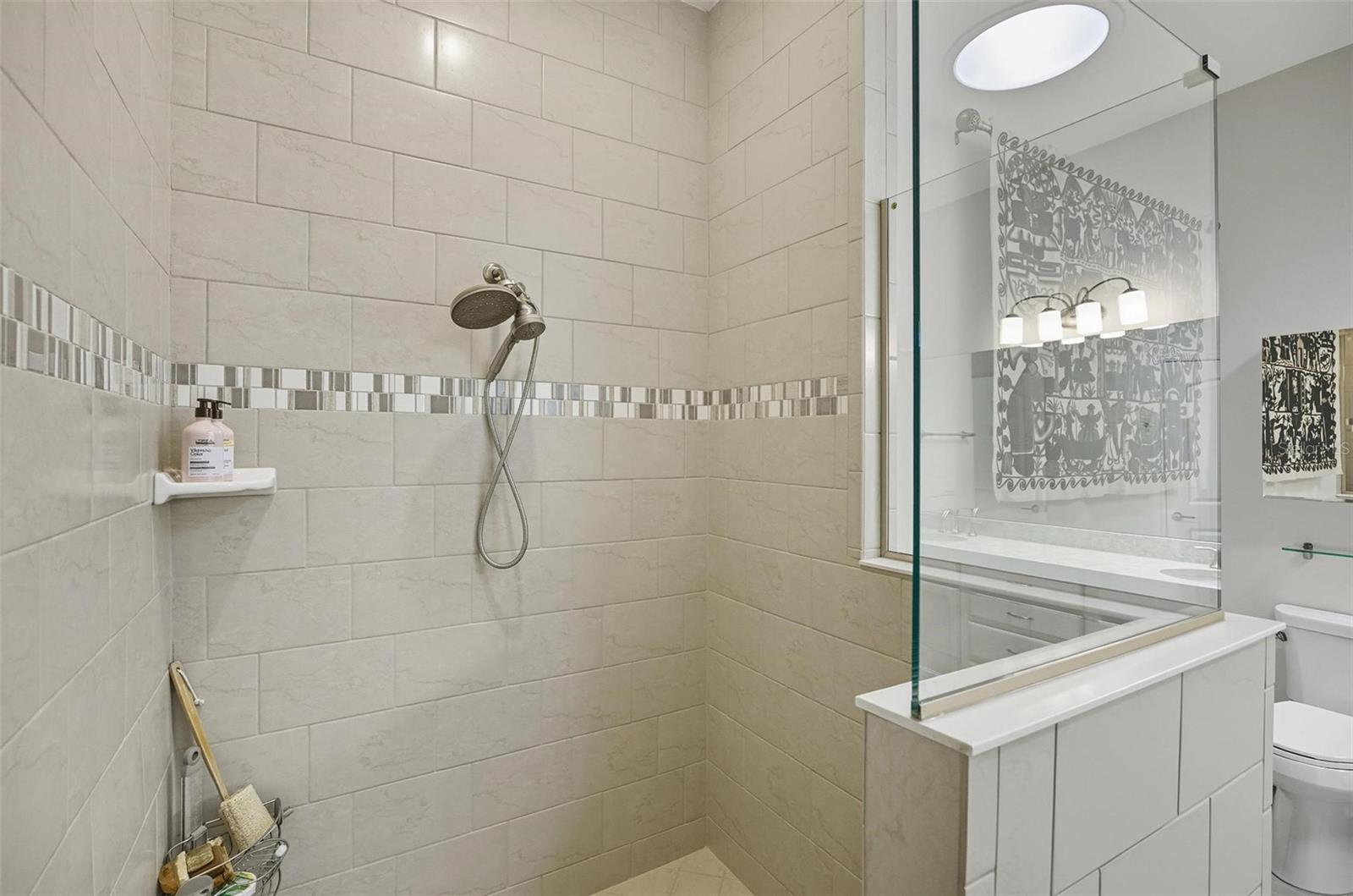 HIDDEN LAKES PH I SEC 2B - Residential Lease