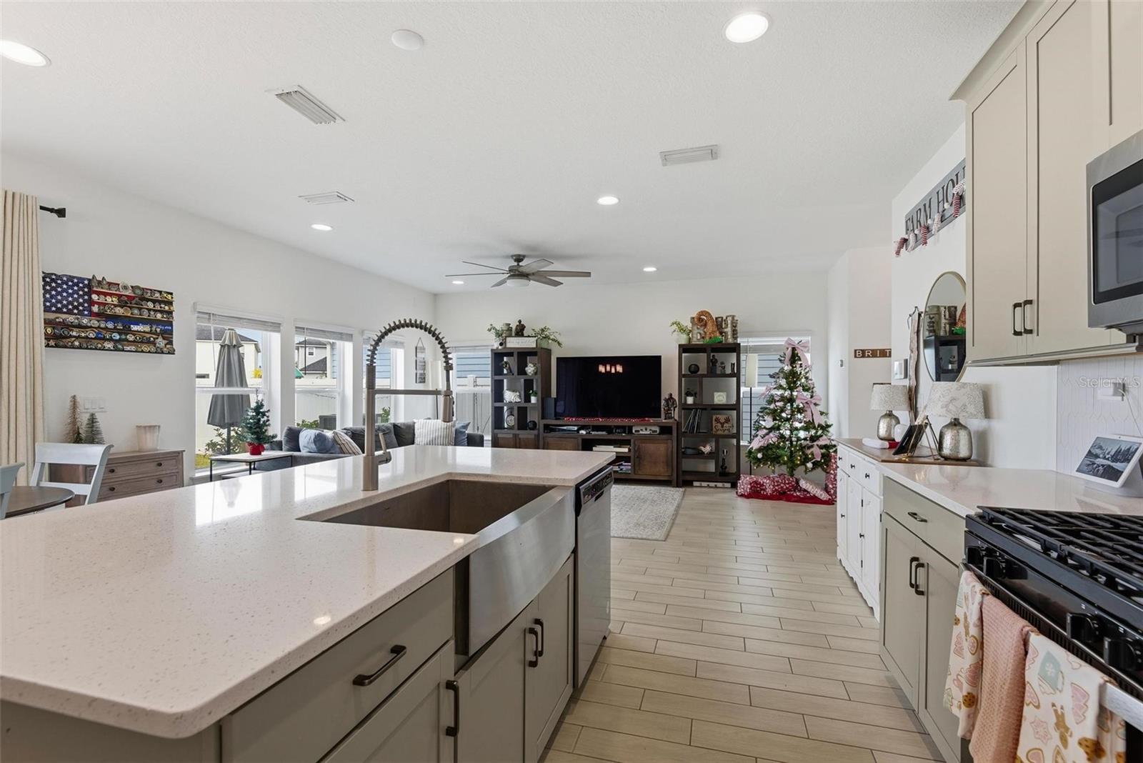 CORDOVA PALMS PH 1 - Residential