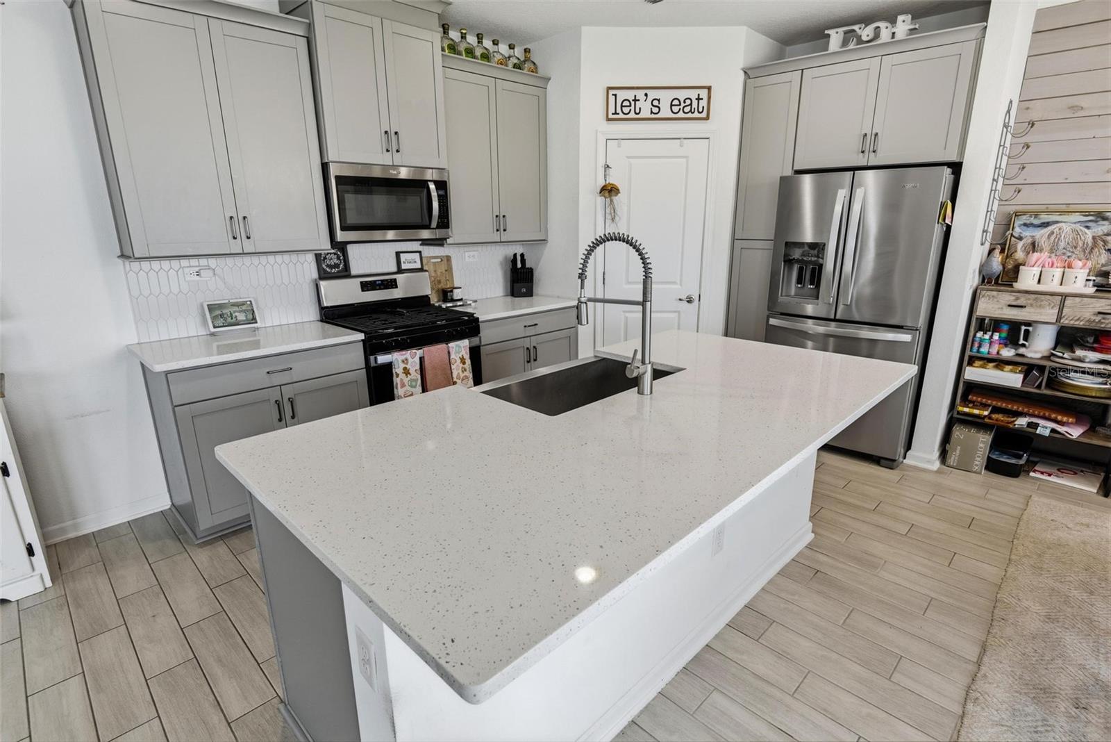 CORDOVA PALMS PH 1 - Residential