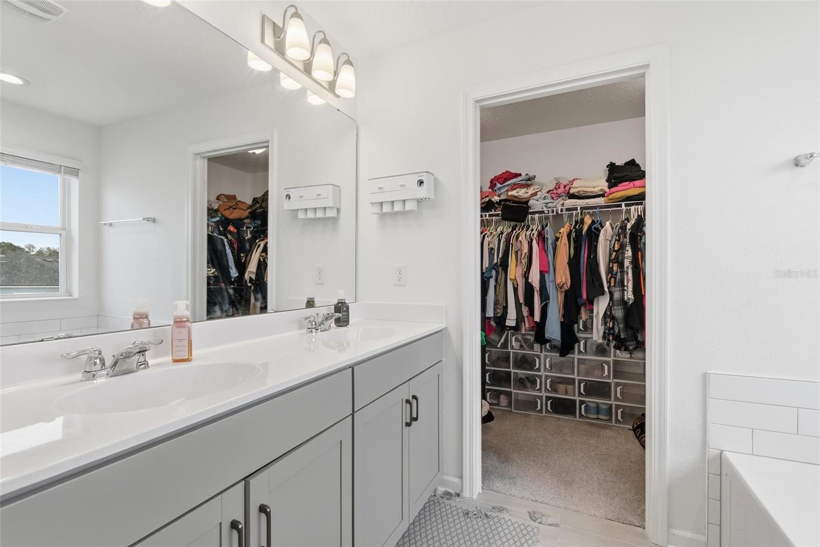 CORDOVA PALMS PH 1 - Residential