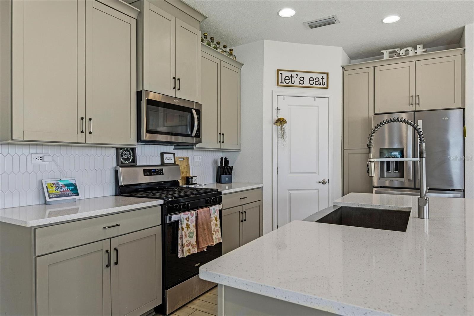 CORDOVA PALMS PH 1 - Residential