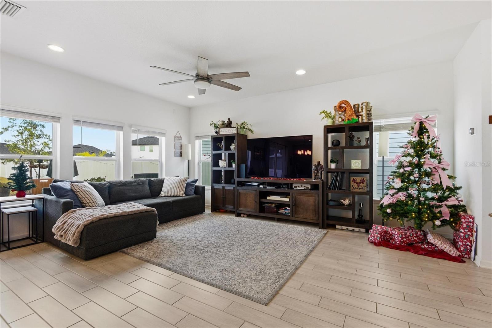 CORDOVA PALMS PH 1 - Residential