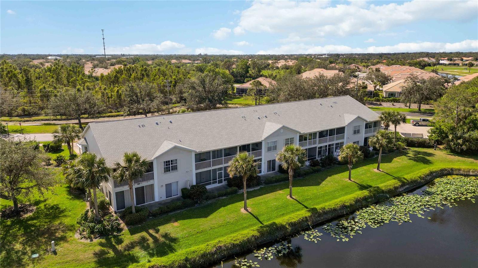SOUTH PRESERVE I/WATERSIDE VILLAGE - Residential