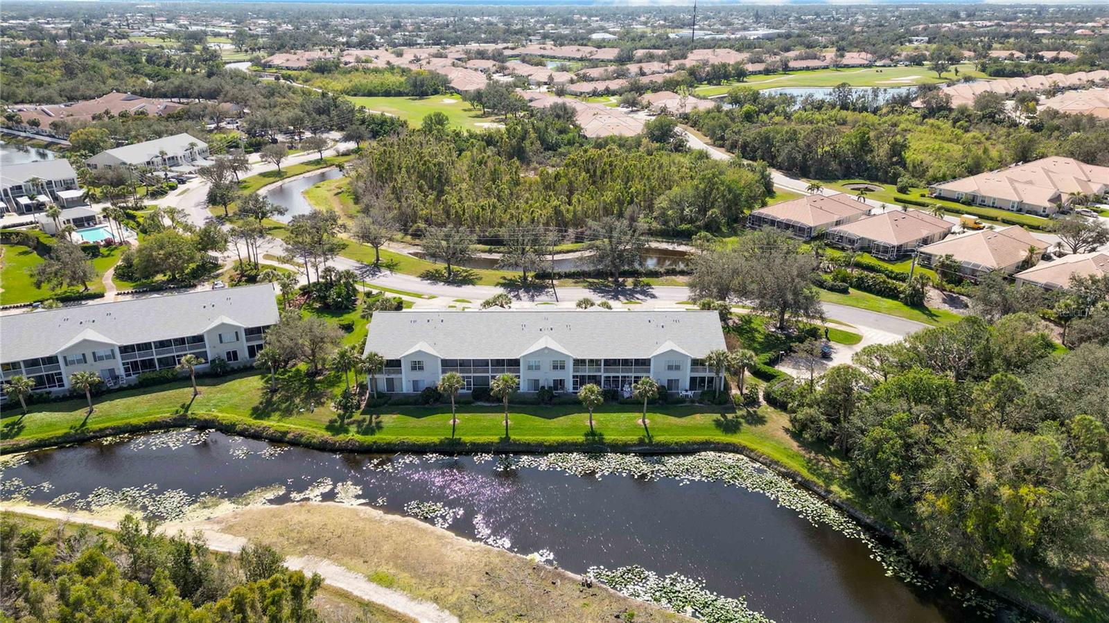 SOUTH PRESERVE I/WATERSIDE VILLAGE - Residential