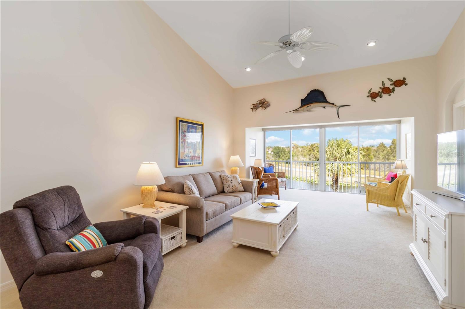 SOUTH PRESERVE I/WATERSIDE VILLAGE - Residential